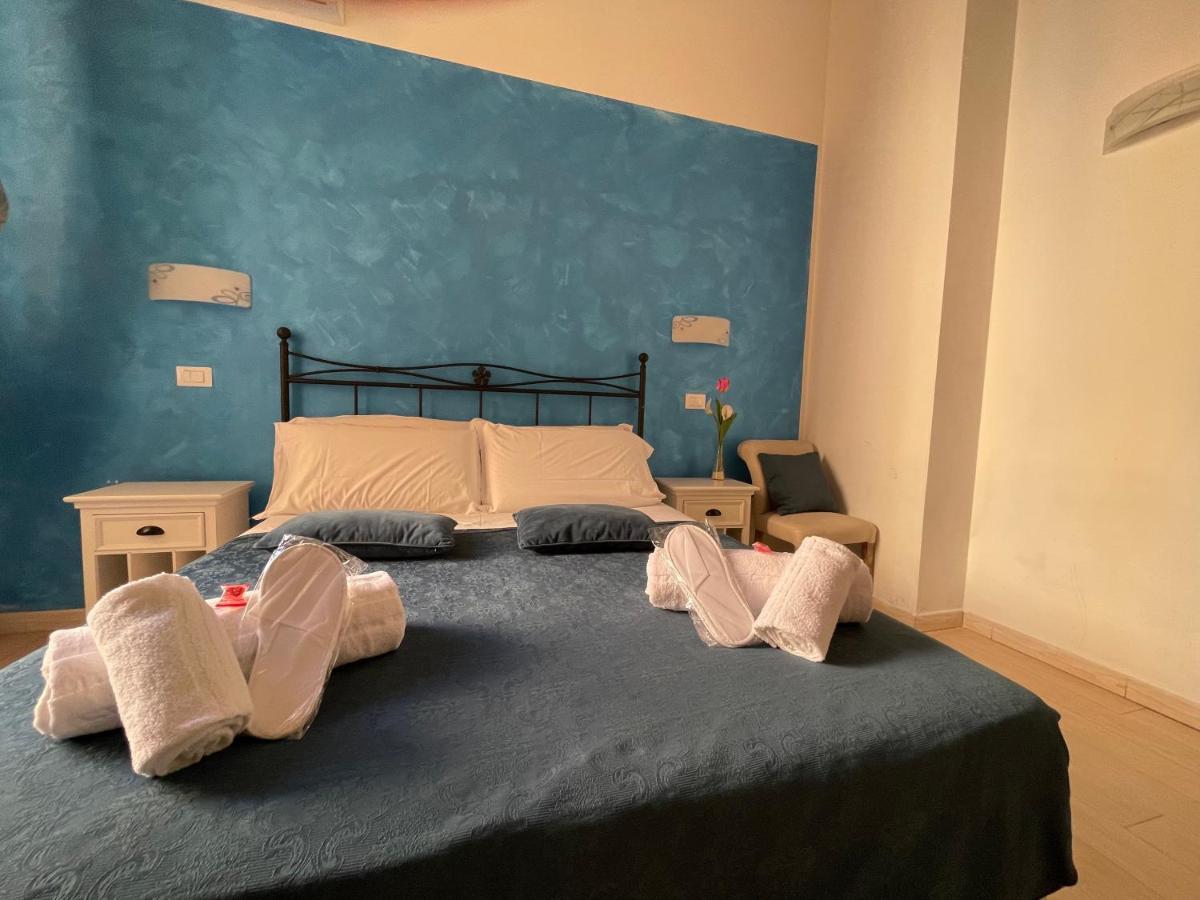 Ad Cavour Luxury Rooms - By Ad Roma Exteriör bild