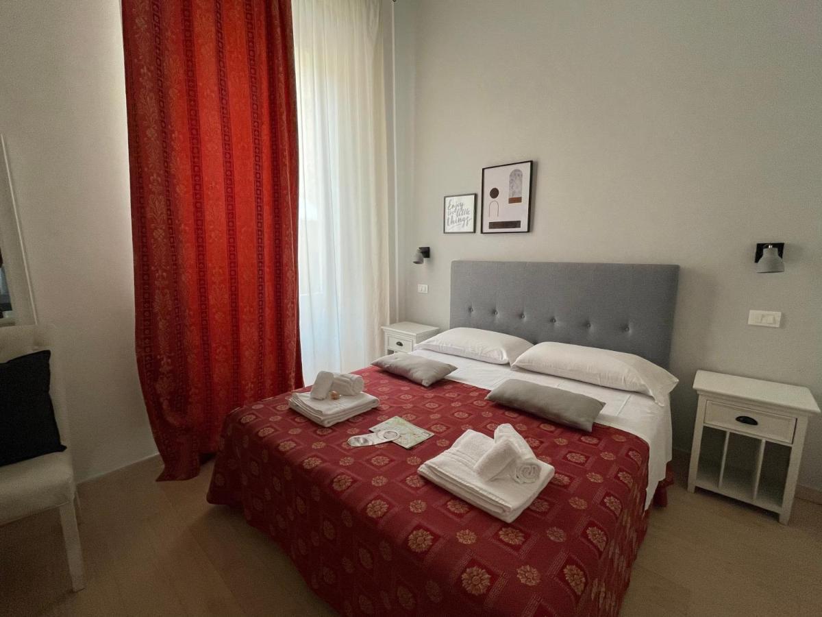 Ad Cavour Luxury Rooms - By Ad Roma Exteriör bild