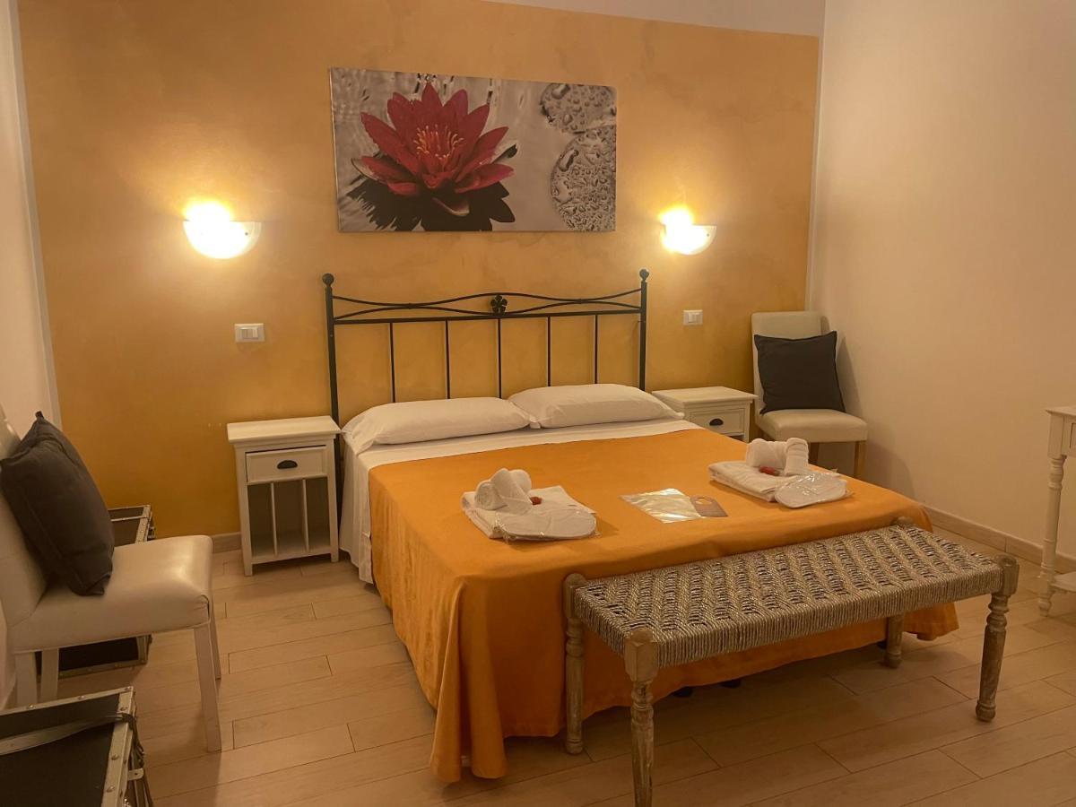 Ad Cavour Luxury Rooms - By Ad Roma Exteriör bild