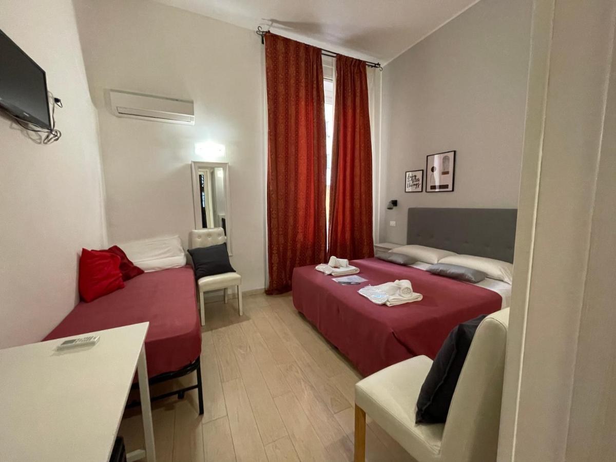 Ad Cavour Luxury Rooms - By Ad Roma Exteriör bild