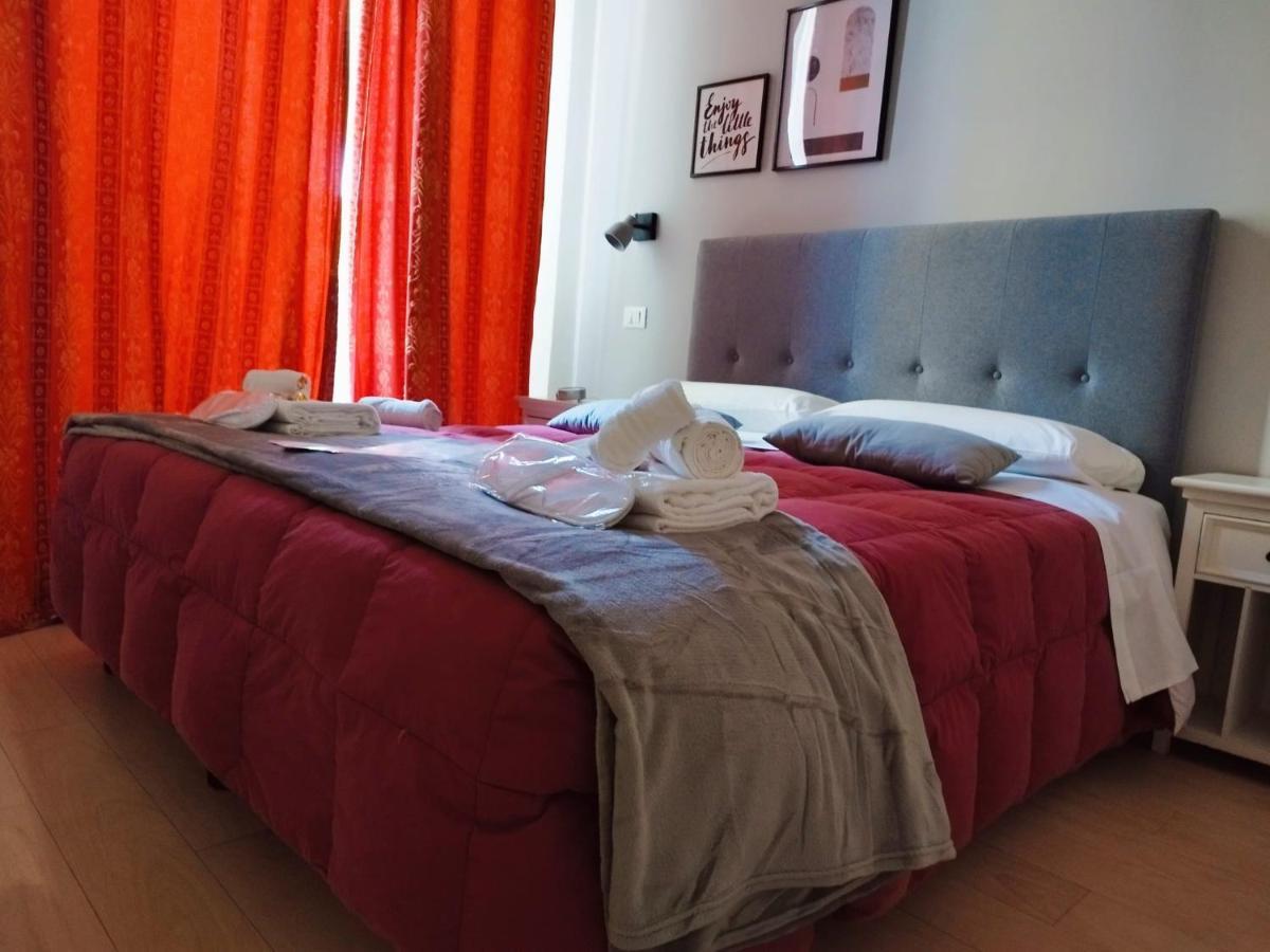 Ad Cavour Luxury Rooms - By Ad Roma Exteriör bild