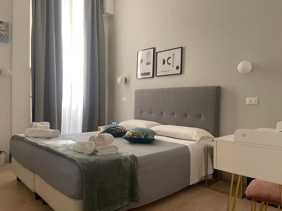 Ad Cavour Luxury Rooms - By Ad Roma Exteriör bild
