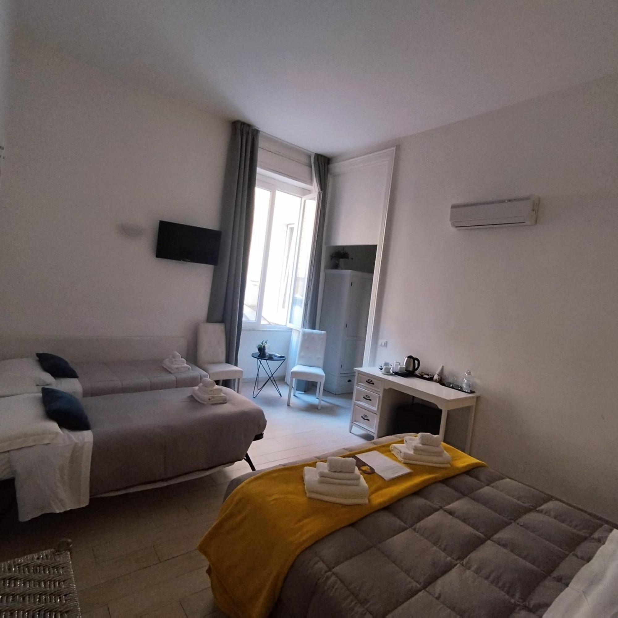 Ad Cavour Luxury Rooms - By Ad Roma Exteriör bild