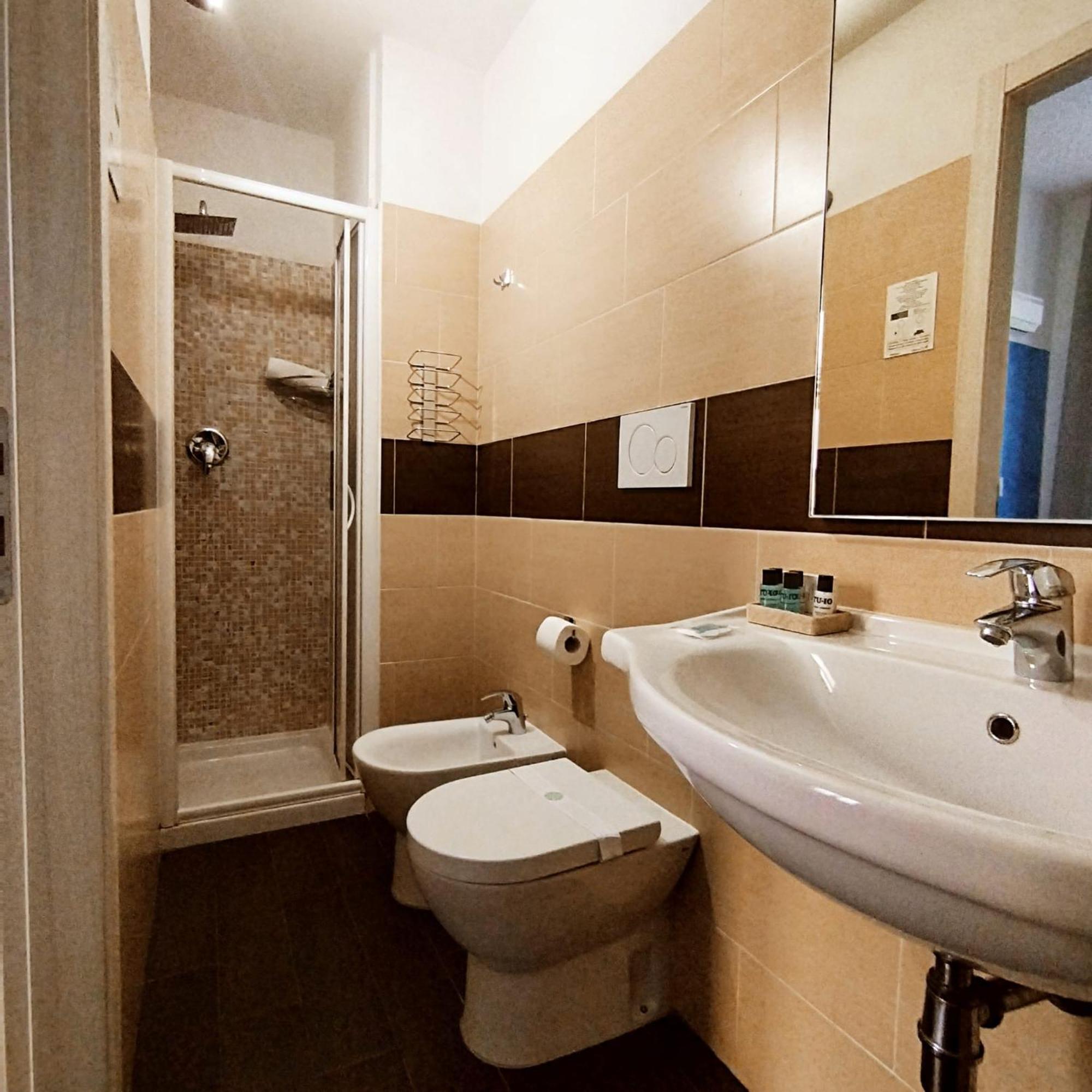 Ad Cavour Luxury Rooms - By Ad Roma Exteriör bild