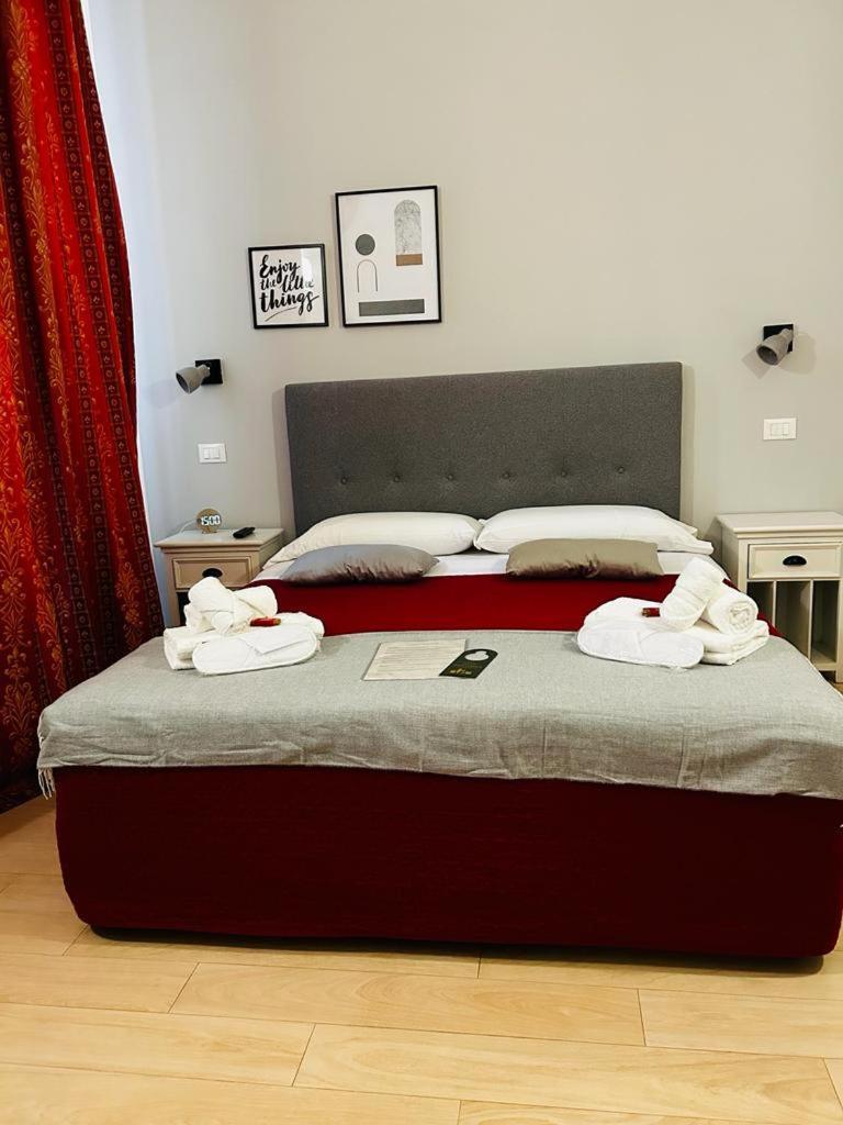 Ad Cavour Luxury Rooms - By Ad Roma Rum bild