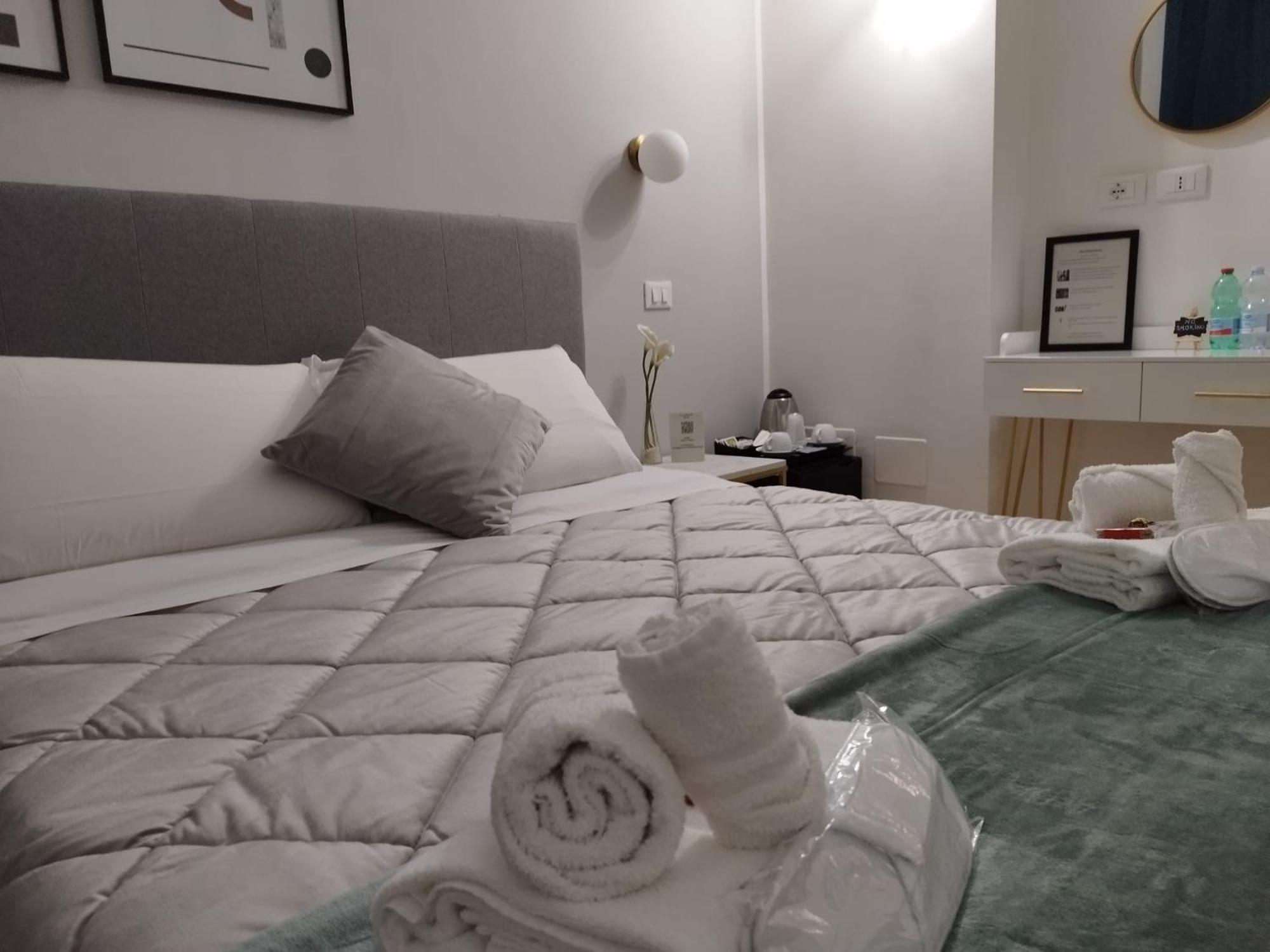 Ad Cavour Luxury Rooms - By Ad Roma Rum bild