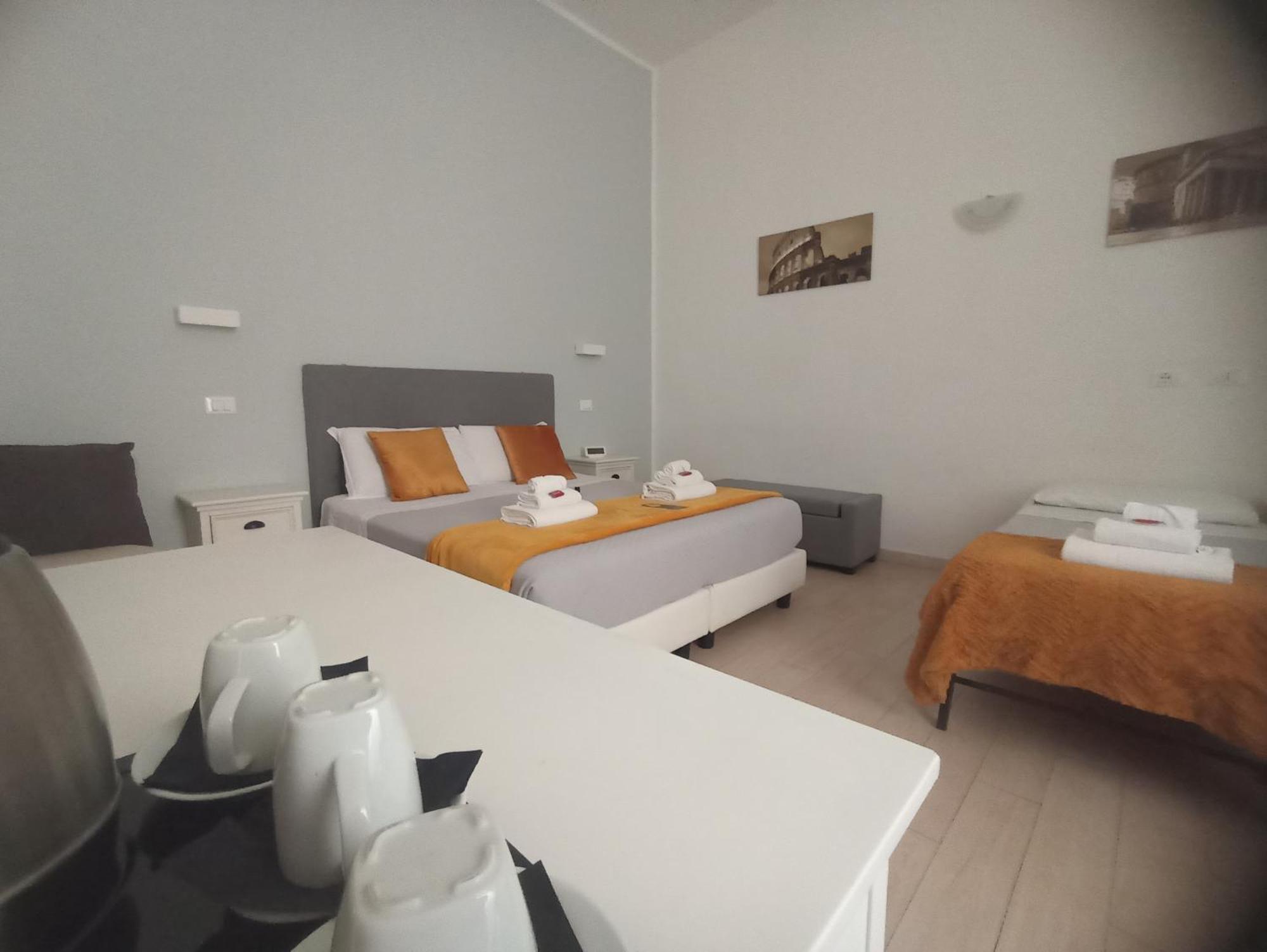 Ad Cavour Luxury Rooms - By Ad Roma Exteriör bild